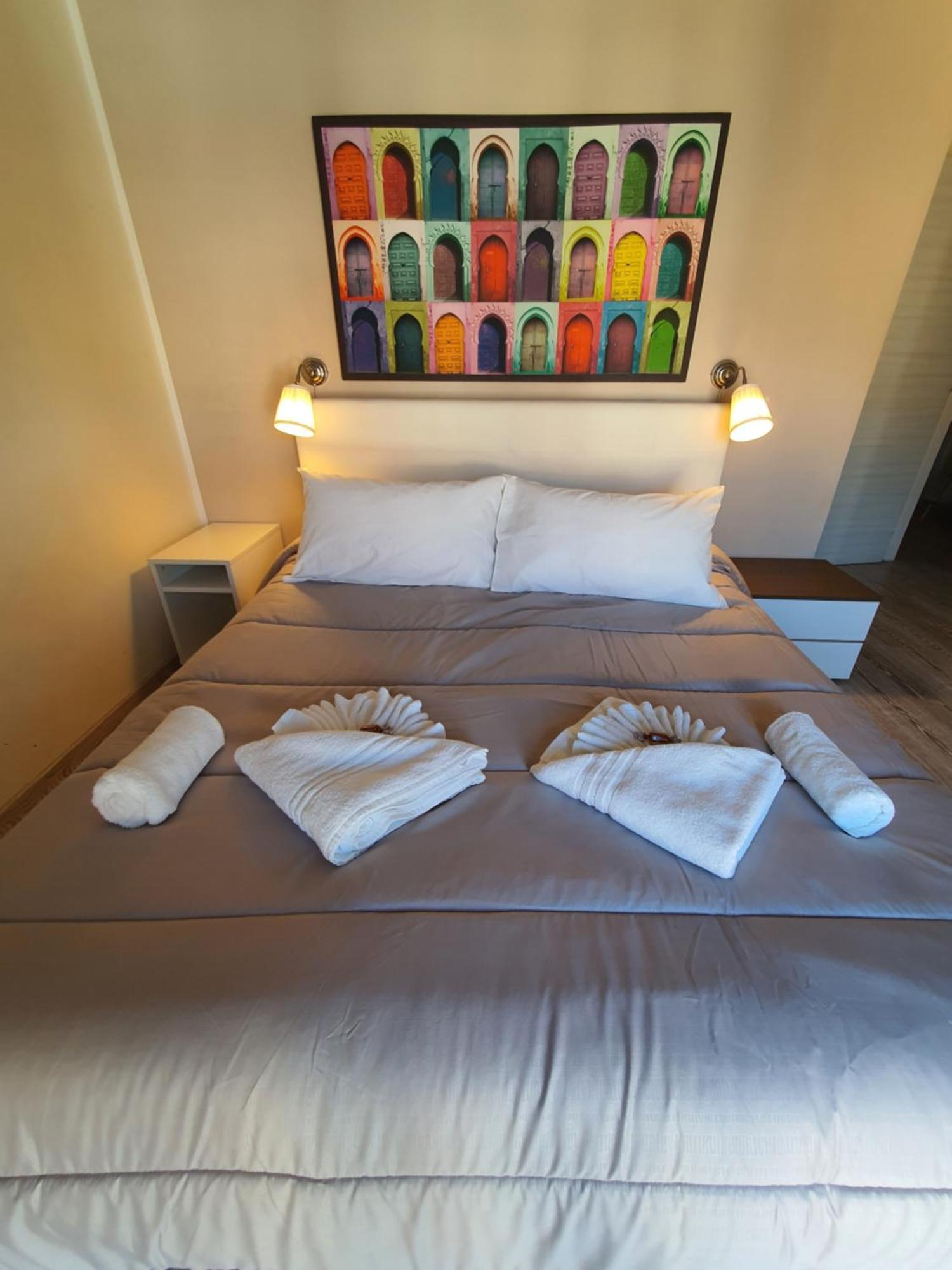 4Rooms Guest House Free Wi-Fi Salerno Dış mekan fotoğraf