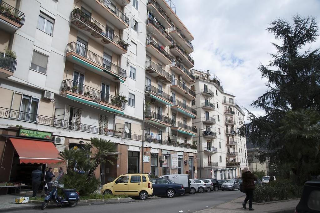 4Rooms Guest House Free Wi-Fi Salerno Dış mekan fotoğraf