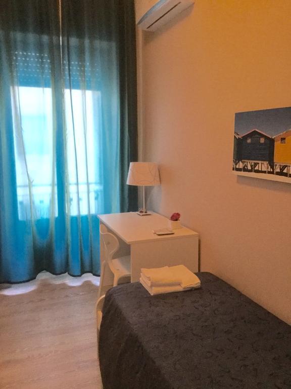 4Rooms Guest House Free Wi-Fi Salerno Dış mekan fotoğraf
